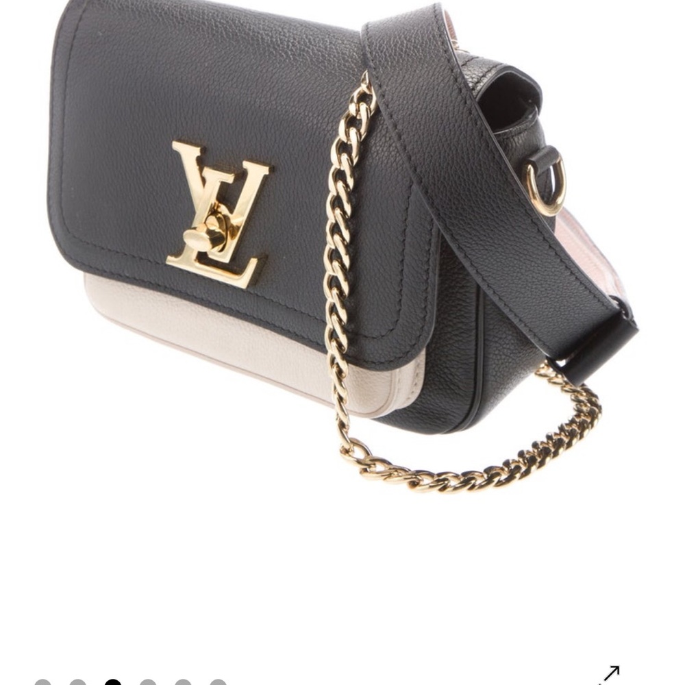 Louis Vuitton - Picture 2 of 5
